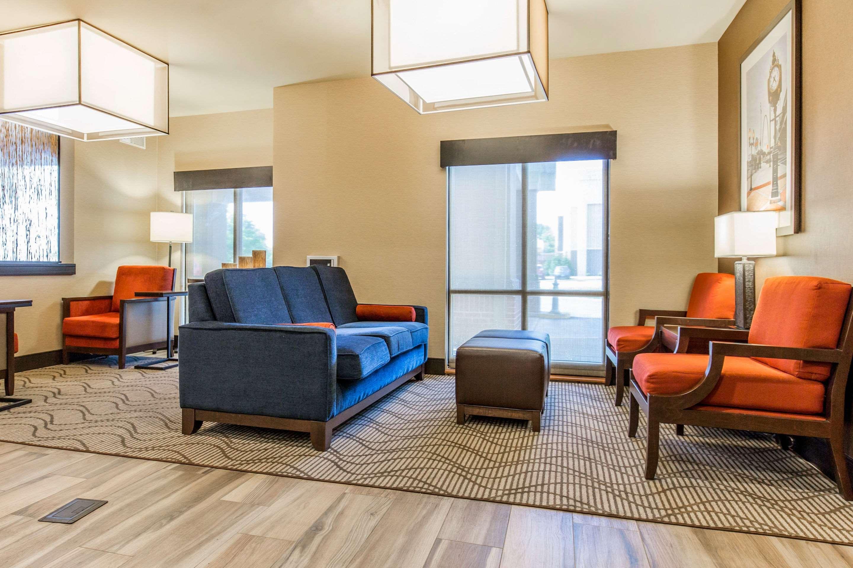Comfort Suites Fairview Heights Zewnętrze zdjęcie